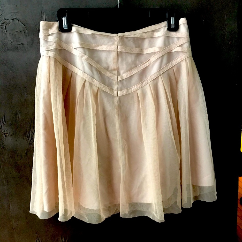 Blush short skirt